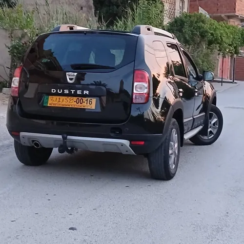 Dacia Duster 2015 Laureate