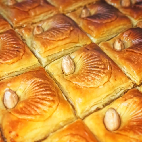 gâteau traditionnels et tendance à commander