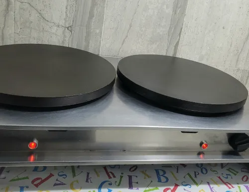 Crêperie (machine à crêpes)