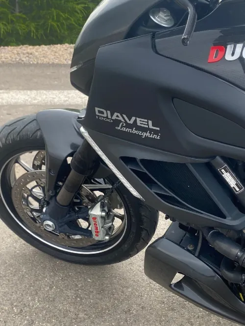 Ducati Diavel édition Lamborghini 2016
