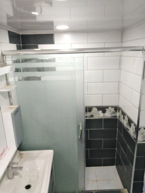 cabine de douches italien sur mesure  verre trempé