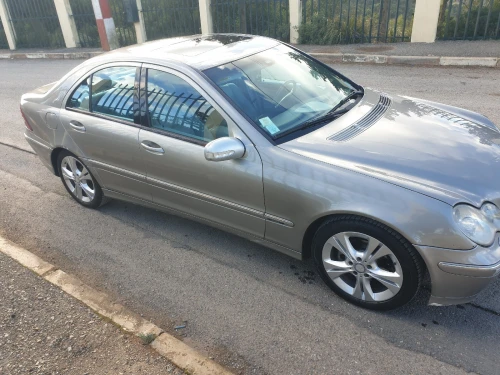 Mercedes Classe C 2004 Avant-garde