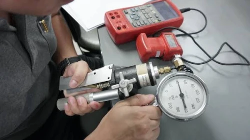 ÉTALONNAGE VÉRIFICATION QUALIFICATION
