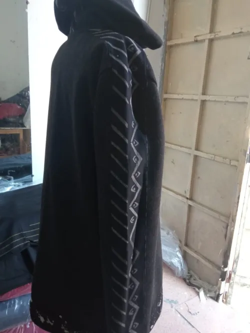 ورشة خياطة 
