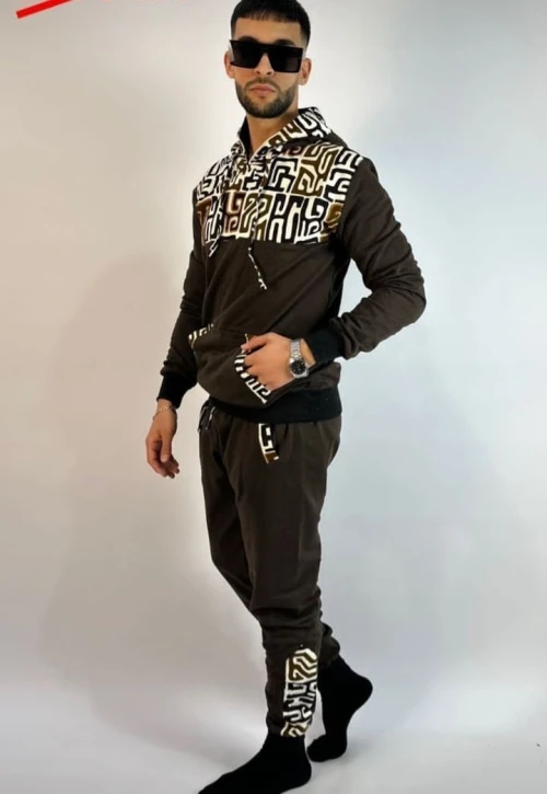 ورشة خياطة 