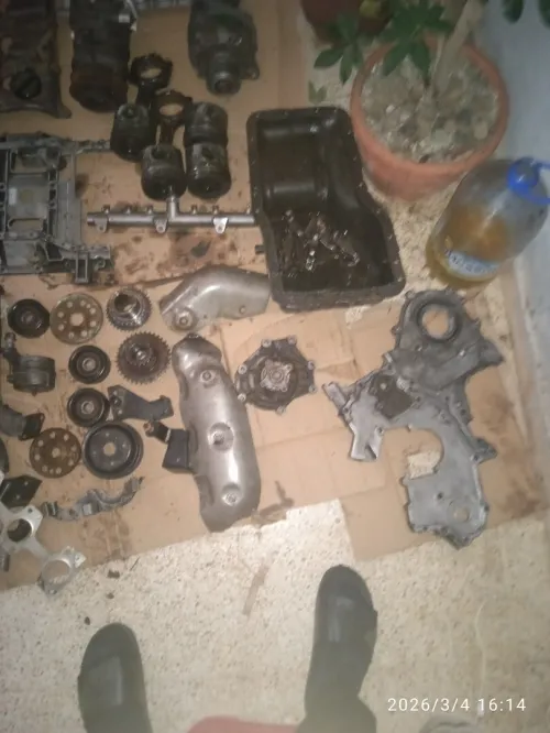 lot de pièce moteur kia sorento en bonne état