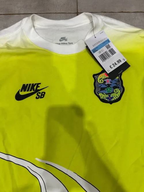 Pull Nike
