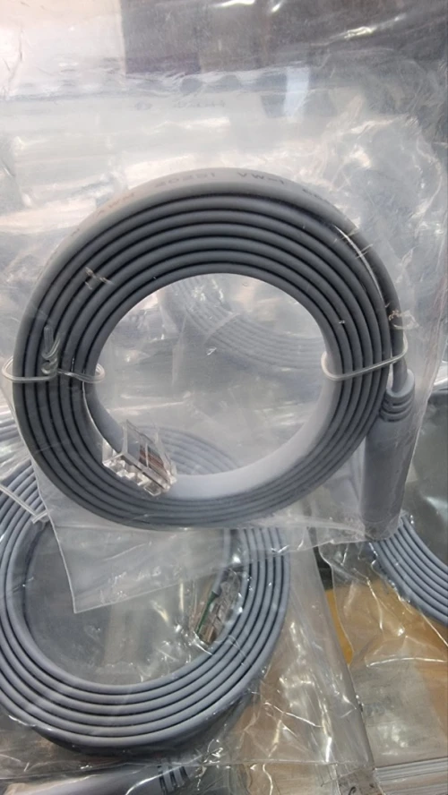 Câble De Console  Convertisseur USB Vers RJ45 1.8M Pour Routeur Cisco Huawei HP et Autres 