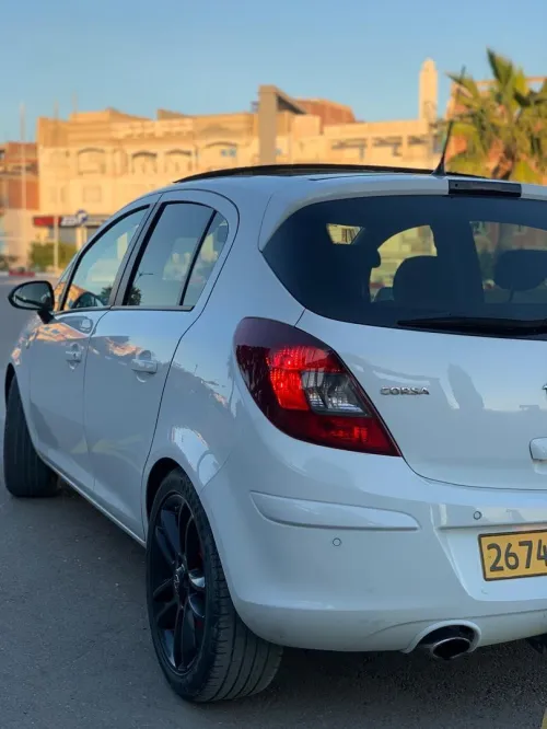 Opel Corsa 2014 Color Edition