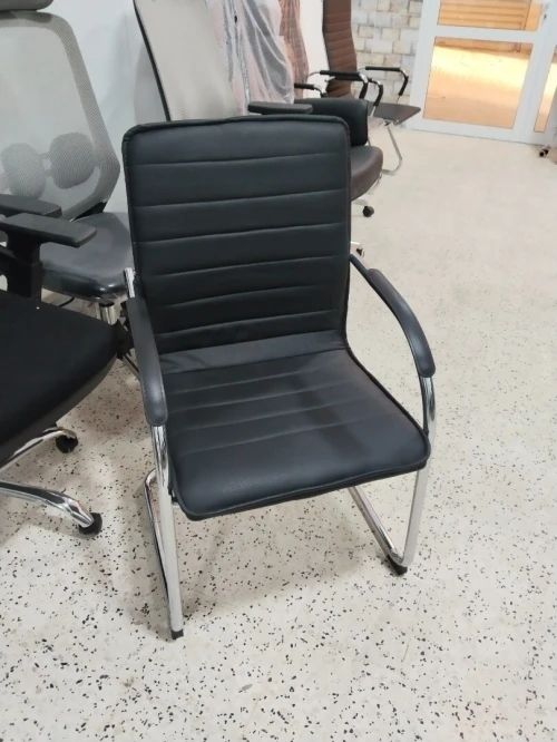 Chaise visiteur luge