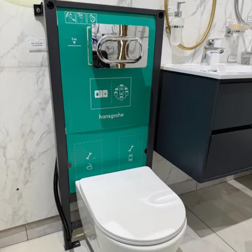 CHASSE D EAU ENCASTRE WC SUSPENDU HANSGROHE REF-01022180 AVEC PLAQUE REF-66002000 DOUBLE CHROME