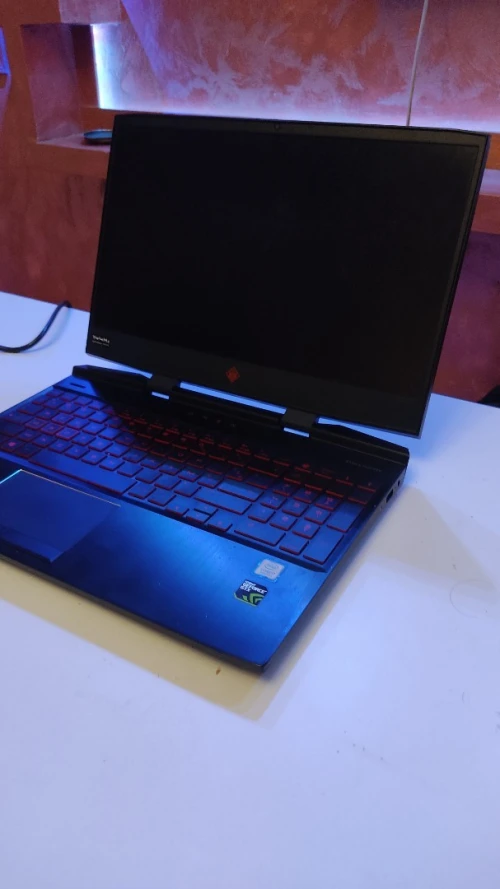 Hp omen pc gamer gtx 1070 i7-8750h 24gb ram 