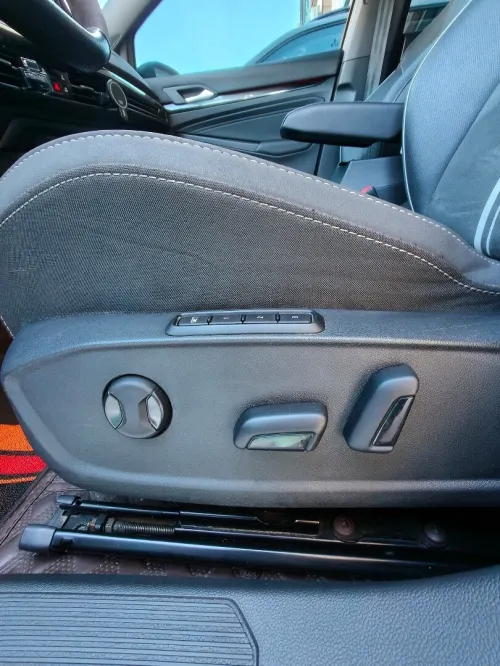 Volkswagen Golf 8 2023 R-Line