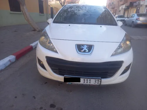 Peugeot 207 2011 
