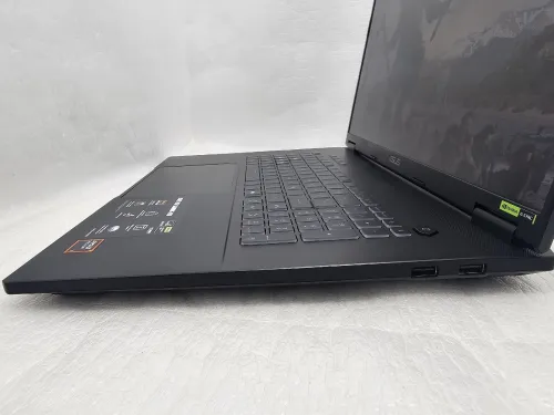 ASUS TUF Gaming A18 Ryzen 7 260 (8-Core 3.8 GHz / 5.1 GHz Turbo - 16 Threads
