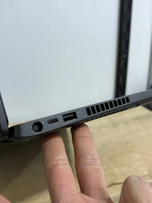 DELL Latitude 5400 i5 8eme gen, 8GB ram