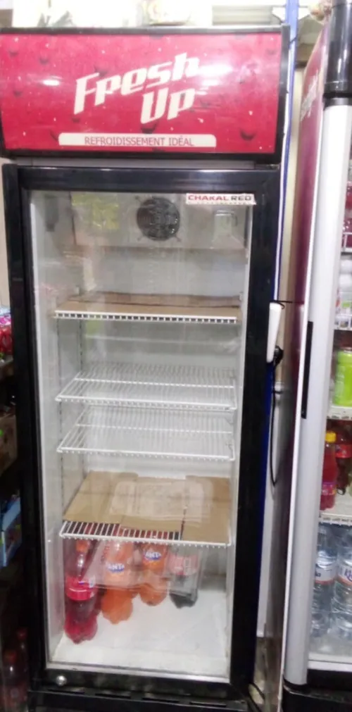 frigo présentoir