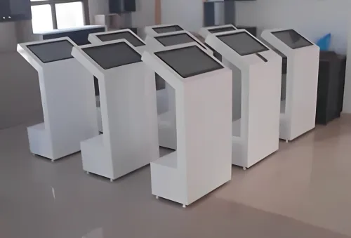  bornes interactives et Totems tactiles