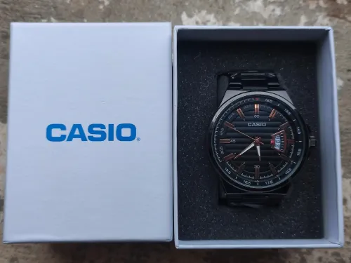 Montr casio avec boîte 