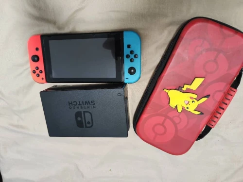 NINTENDO  SWITCH