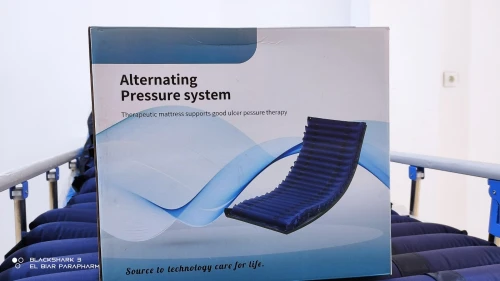 Matelas anti escarres A air, À pression alternée