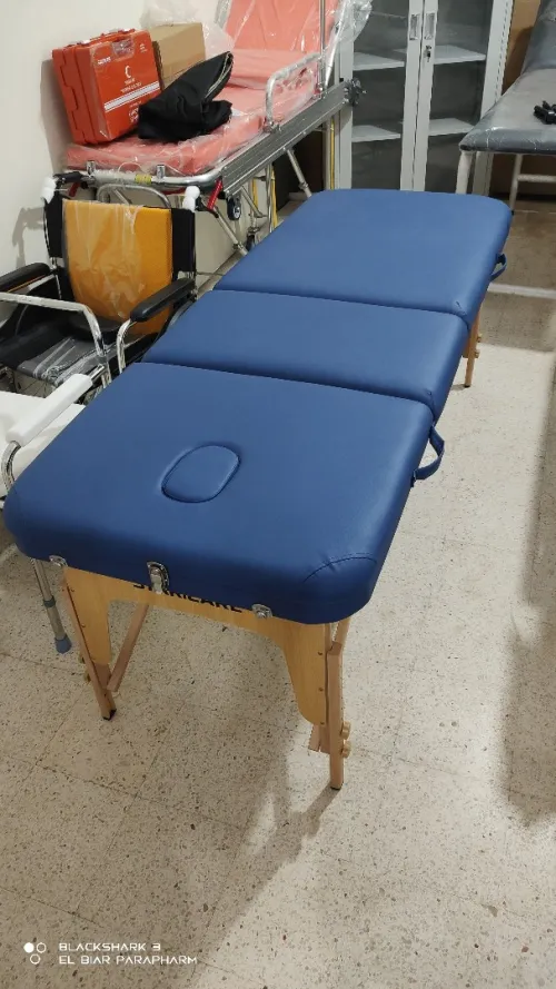 Table de massage en bois pliable 3 zone 