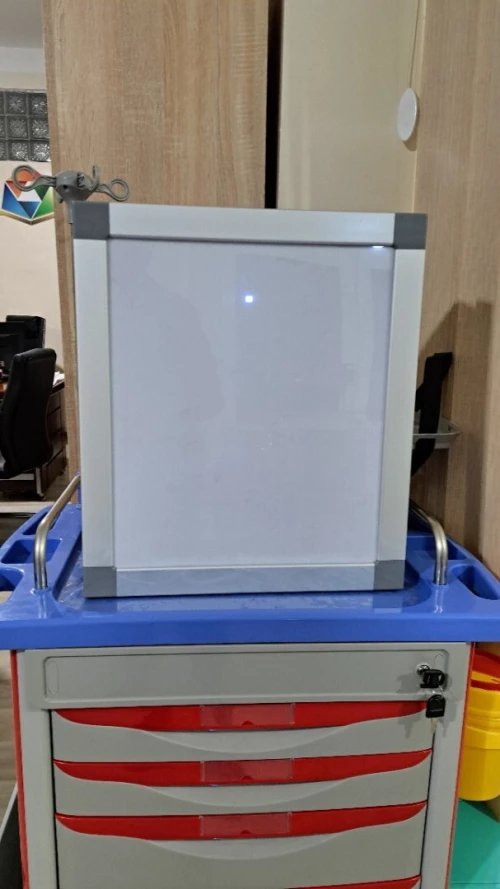 Négatoscope médical professionnel CL-XR0020A disponible ( 1 volet / 2 volet / 3 volet )