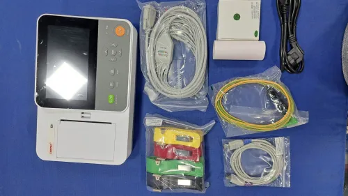 Electrocardiographe ECG Contec E6 (6 pistes) avec interprétation (Nouveau modèle)