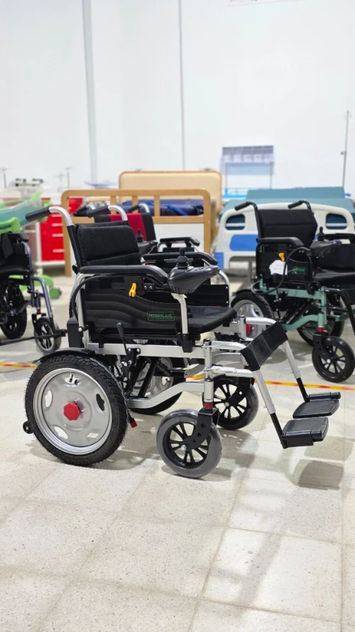 Fauteuil roulant électrique JRWD1601U | Dossier haut, roues 22, batterie 12Ah