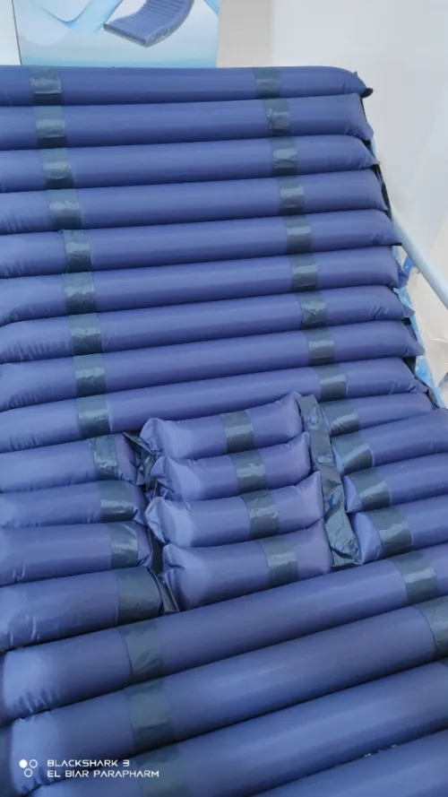 MATELAS A AIR MEDICAL ANTI-ESCARRES AVEC TROU BX-P03