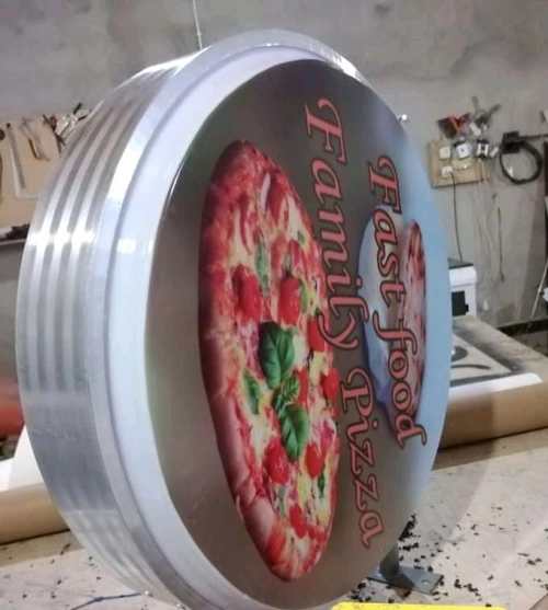 Habillage vitrine panneau publicitaire alucobonde aluco verre aluminium