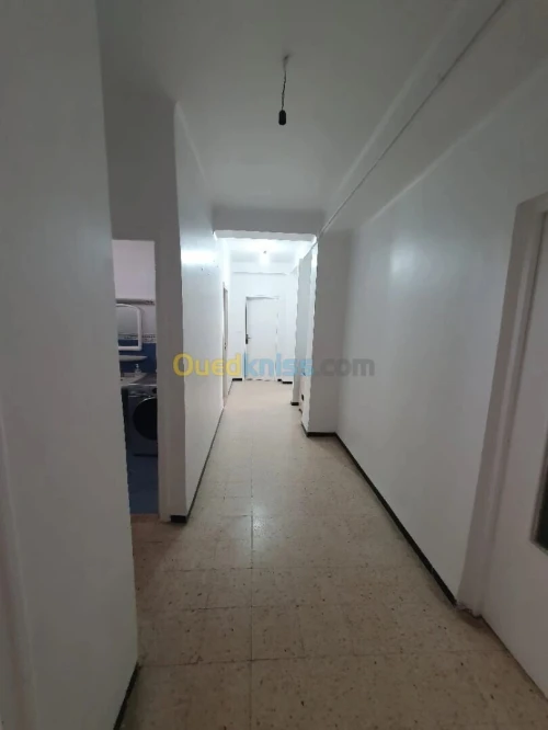 Location Appartement F4 Alger Bir mourad rais