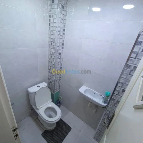 Location Appartement Niveau de villa F3 Alger Birkhadem