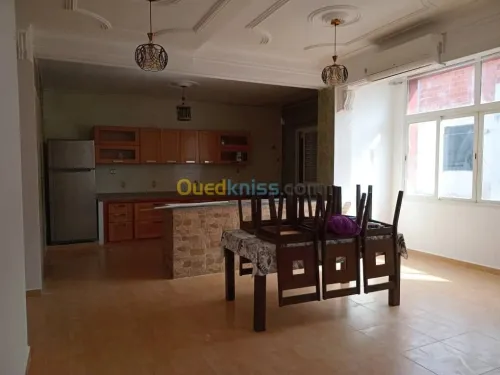 Location Appartement Niveau de villa F4 Alger Kouba