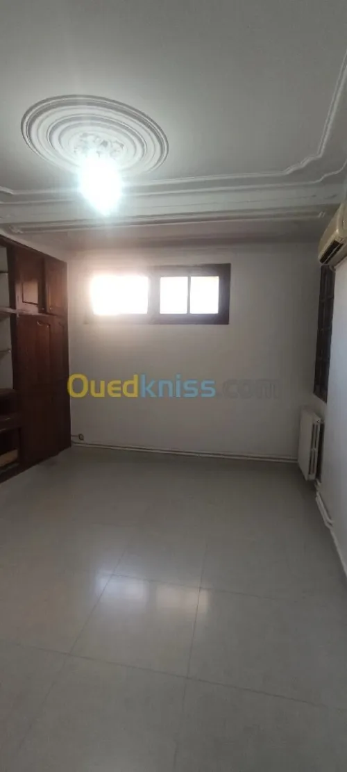 Location Appartement F5 Alger Kouba
