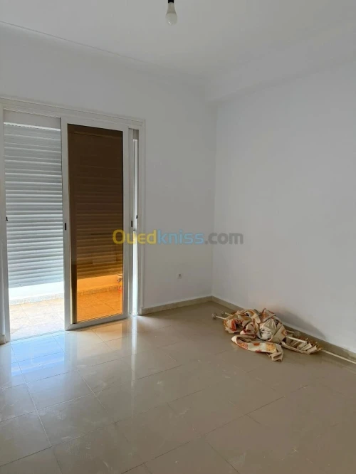 Location Appartement F4 Alger Birkhadem