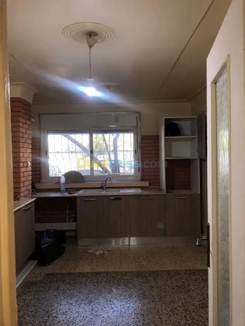 Location Appartement F3 Alger Kouba