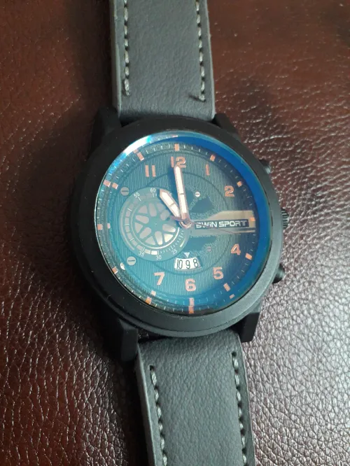 MONTRES QUARTZ pour HOMMES - ساعات للرجال