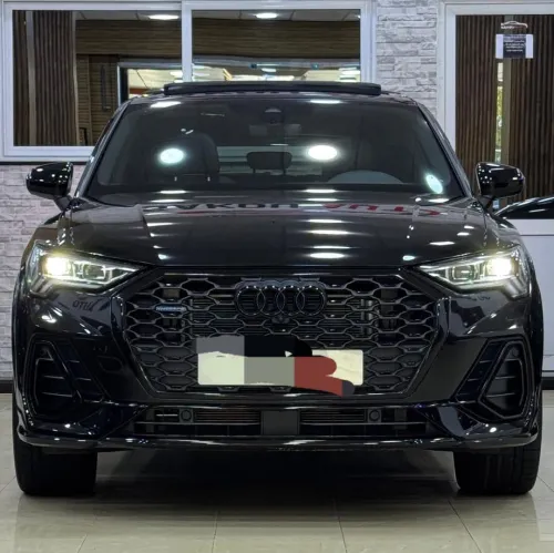 Audi Q3 2024 Sportback black edition Quattro