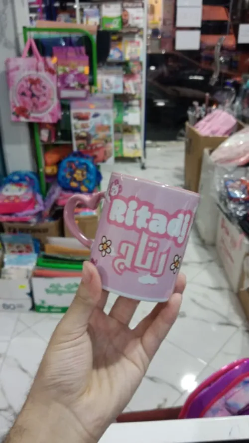 Mugs personnalisés /  أكواب مُخصّصة حسب الطلب 