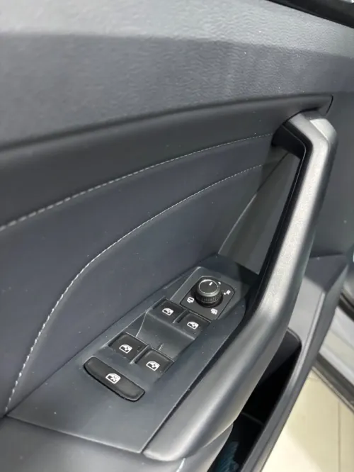 Volkswagen Tahru 2025 Ruixiang