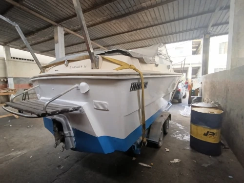 Bateau deux cabine 
