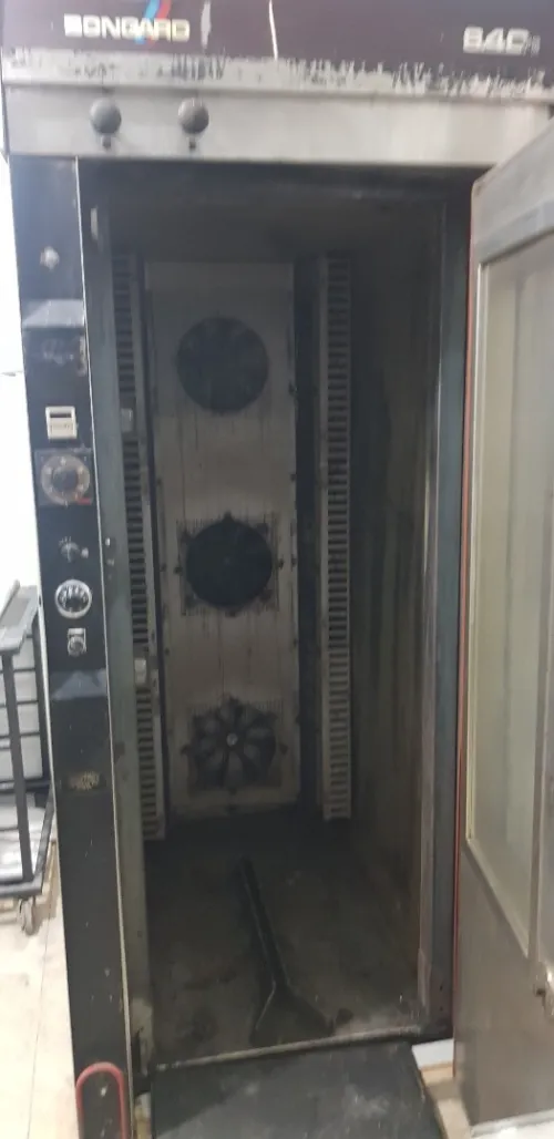 Four ventilé bongard 8.40FE