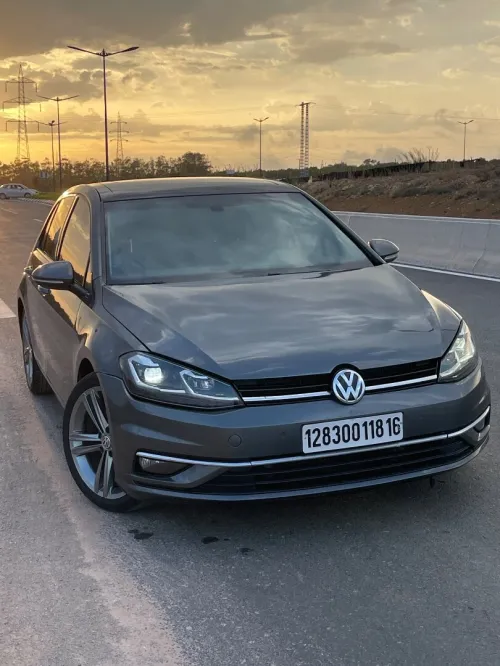 Volkswagen Golf 7 2018 Carat