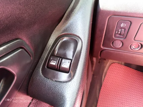 Peugeot 306 2002 مشيا100لف  براد يمشي كلش طونوبيل  جديدة الله يبارك ا