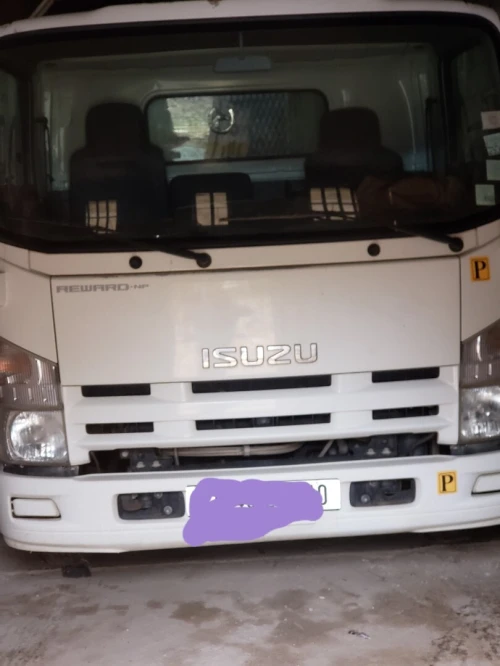 Isuzu Isuzu 2010