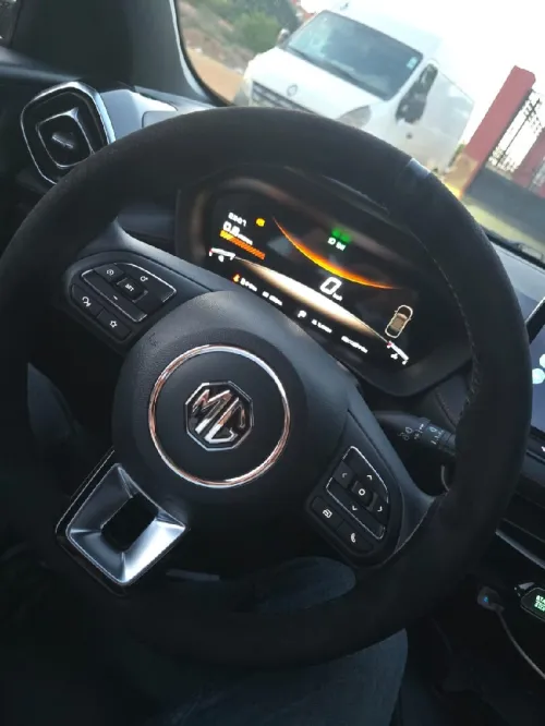 MG MG5 2025 MG5 Luxury Edition