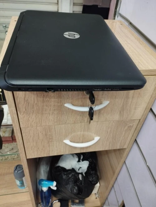 HP Notebook AMD E2 6110 6GB RAM Windows 10