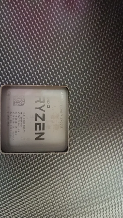 AMD Ryzen 9 3900x /12 Cores/24 Threads