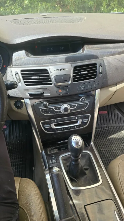 Renault Latitude 2012 Latitude